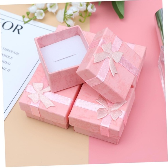 Pink Gift Boxes with Bows— 24 PCs - Picture 1 of 3
